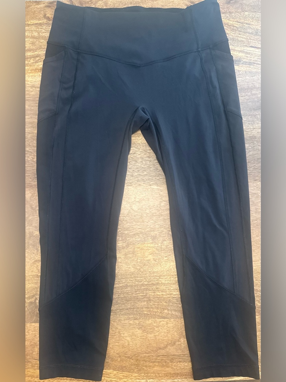 lululemon athletica Black High-Rise Performance Capri Leggings
